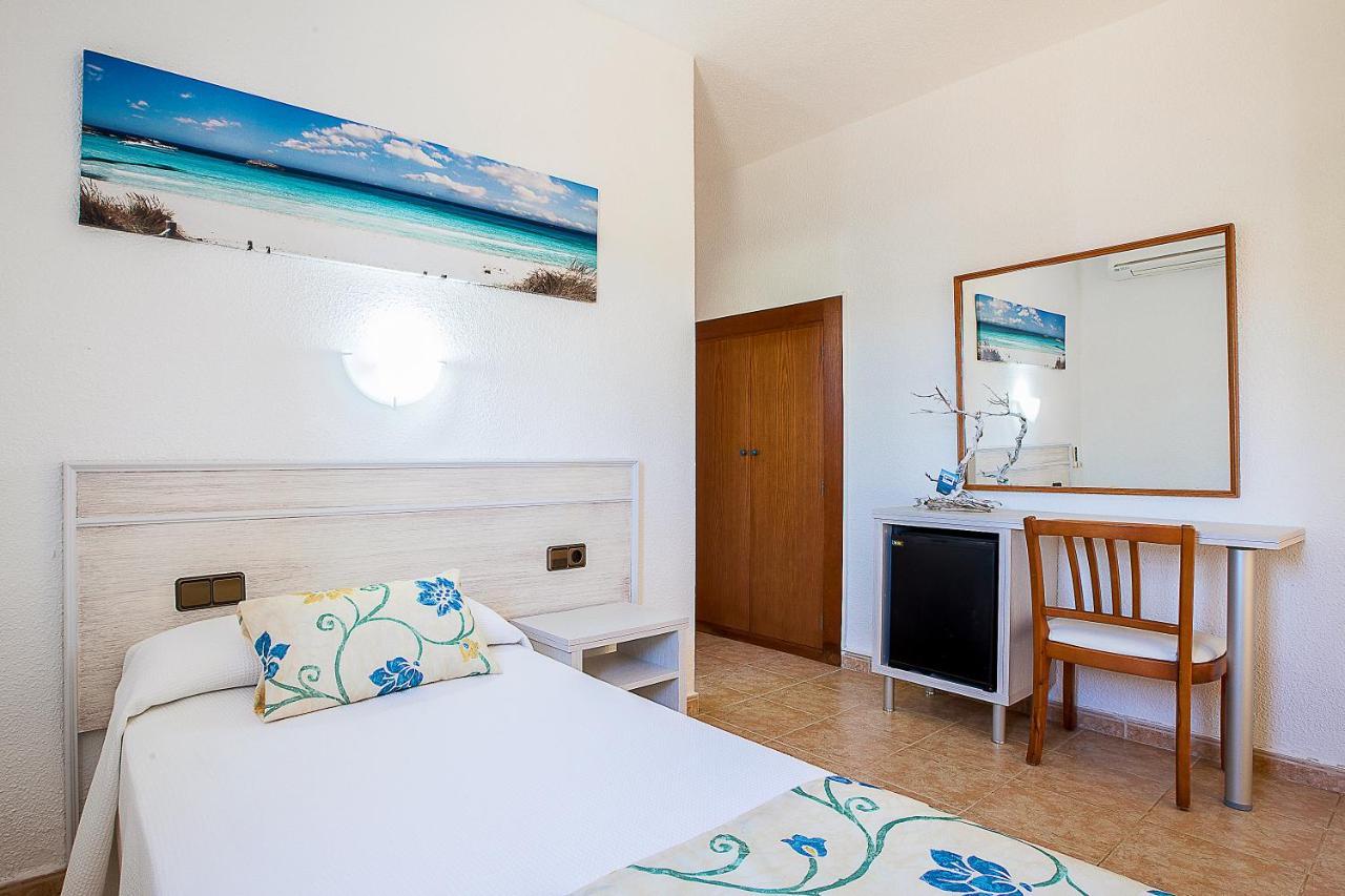 Sol Y Mar Otel Playa Migjorn Dış mekan fotoğraf
